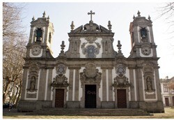 largo igreja parque 25 abril