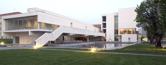 Biblioteca Municipal Florbela Espanca
